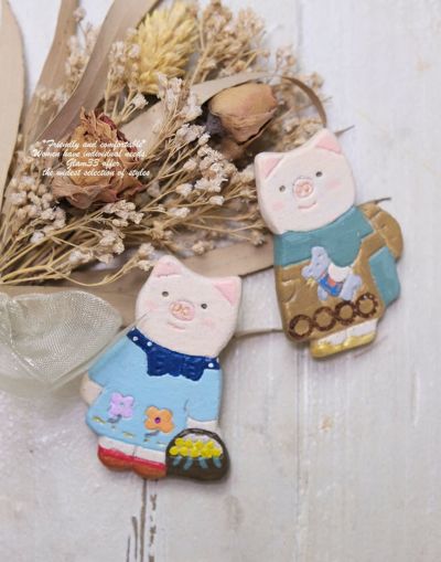 Tone　  ぶたさんブローチ　  to-422